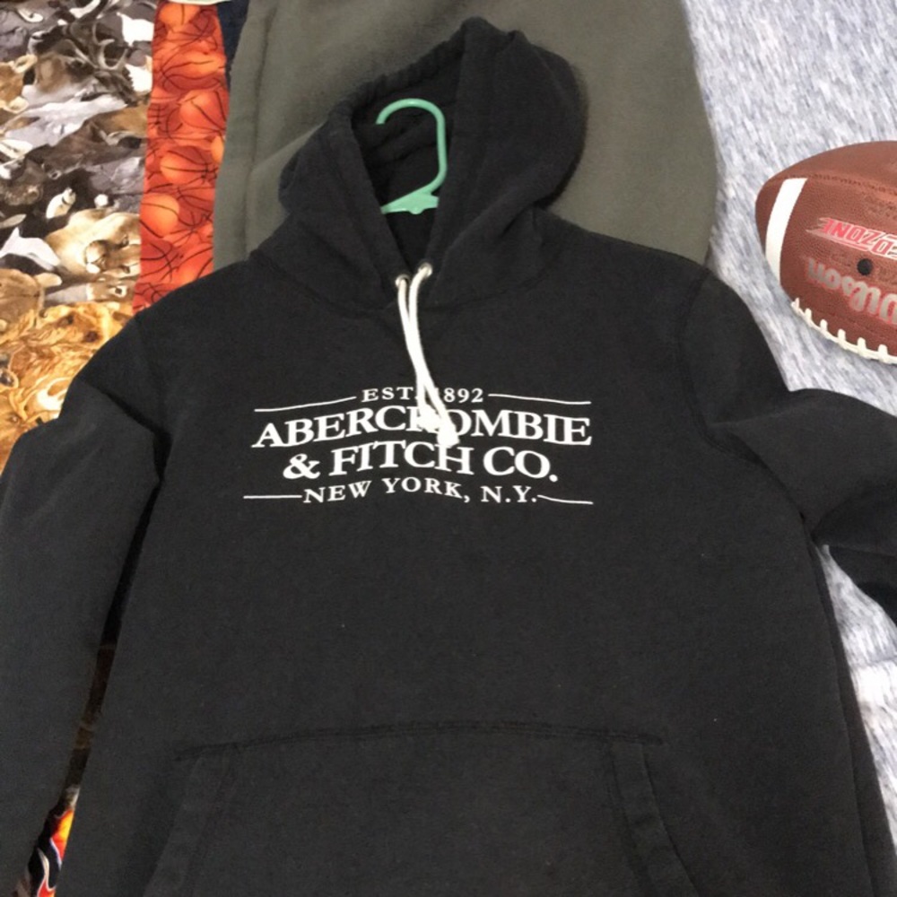 Abercrombie Sweatshirt